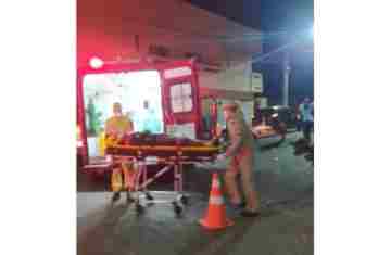 Laranjeiras - Acidente no centro envolvendo moto e carro deixa uma pessoa ferida